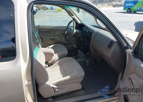 2004 Toyota Tacoma z USA, uszkodzony, nr VIN 5TEVL52N44Z371879